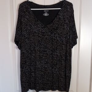 Apt. 9 Black and White Women's Top Size 1X